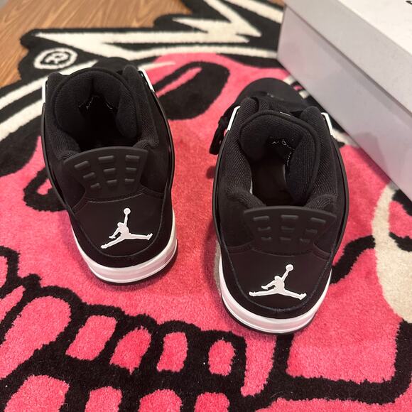 Jordan 4 Retro White Thunder - Size 11 - Brand New - Picture 3 of 8